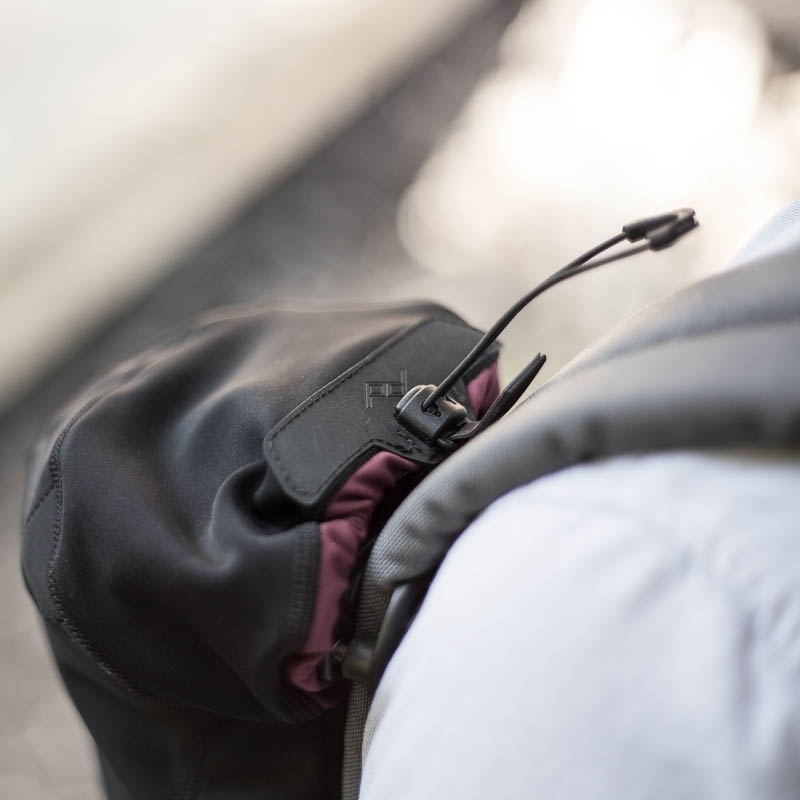 Peak Design Shell Small (S) - Wetterfeste Schutzhülle für große Profi-DSLRs oder Kameras mit Batteriegriff und Objektiv bis 9 cm