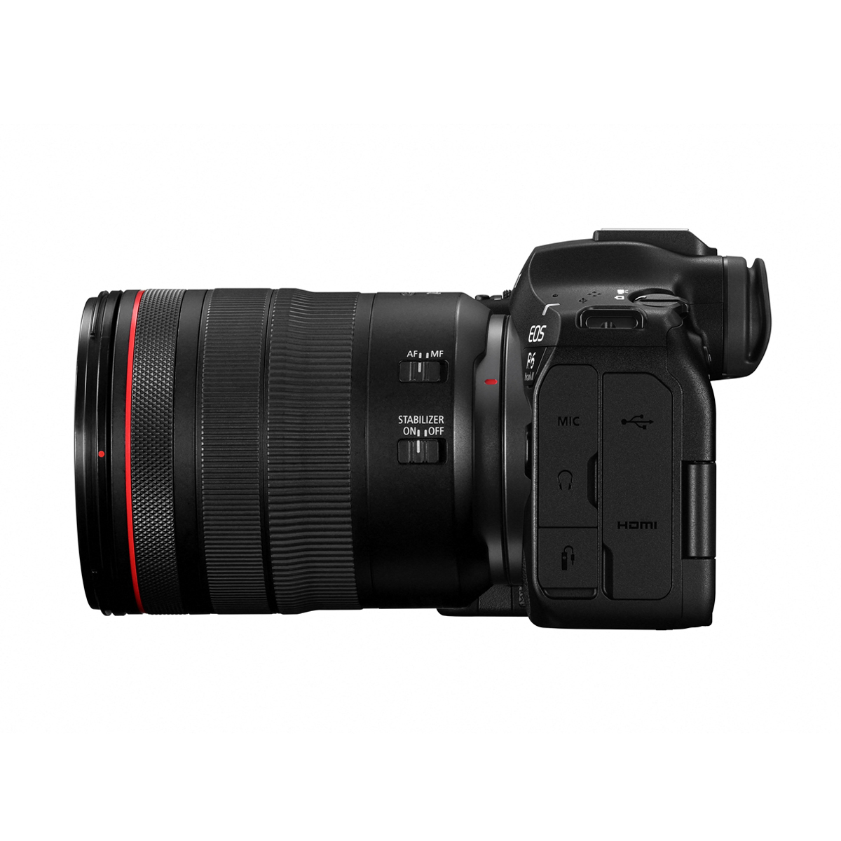 Seitenansicht der Canon EOS R6 Mark II Systemkamera mit angesetztem Canon RF 24-105mm f/4 L IS USM Objektiv, Fokus auf die Schalter für Stabilisator und Autofokus sowie die geschlossenen Schnittstellen-Abdeckungen auf weißem Hintergrund.