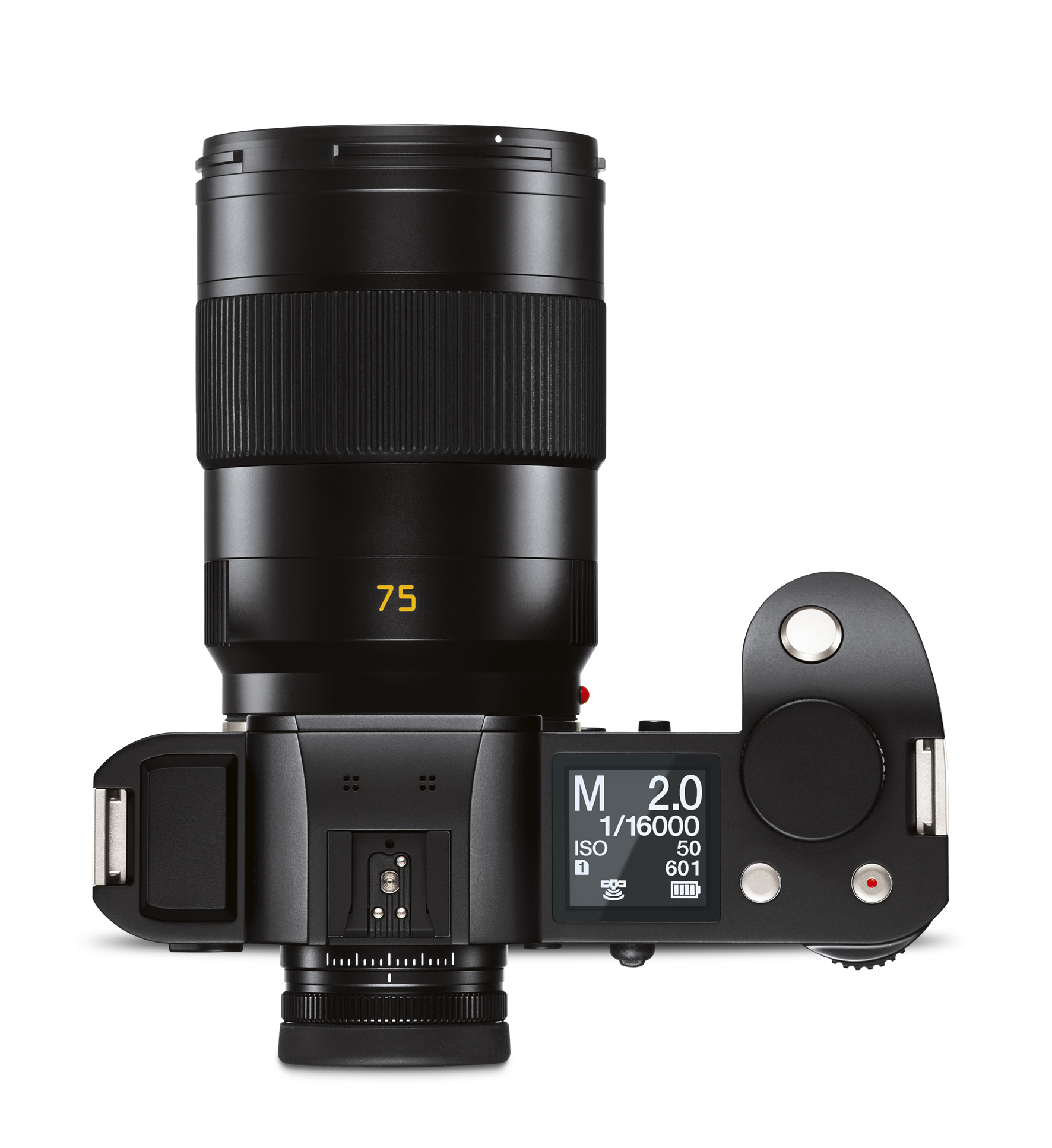 Draufsicht auf eine schwarze Leica Systemkamera mit angesetztem 75-mm-Objektiv. Auf dem Kameradisplay sind Aufnahmeinformationen sichtbar.