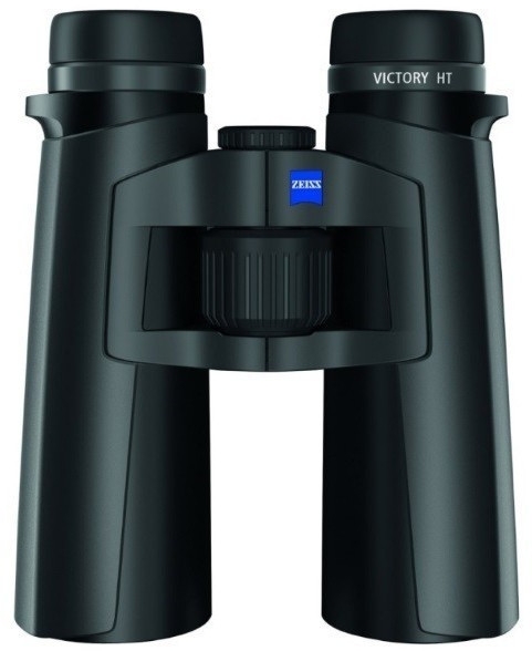 Das schwarze Premium-Dachkantfernglas ZEISS Victory HT (Modell 8x54 oder 10x54) in der direkten Frontansicht vor einem rein weißen Hintergrund. Das ergonomisch geformte Gehäuse besitzt eine breite, geschlossene Brücke, auf der mittig das quadratische, bla