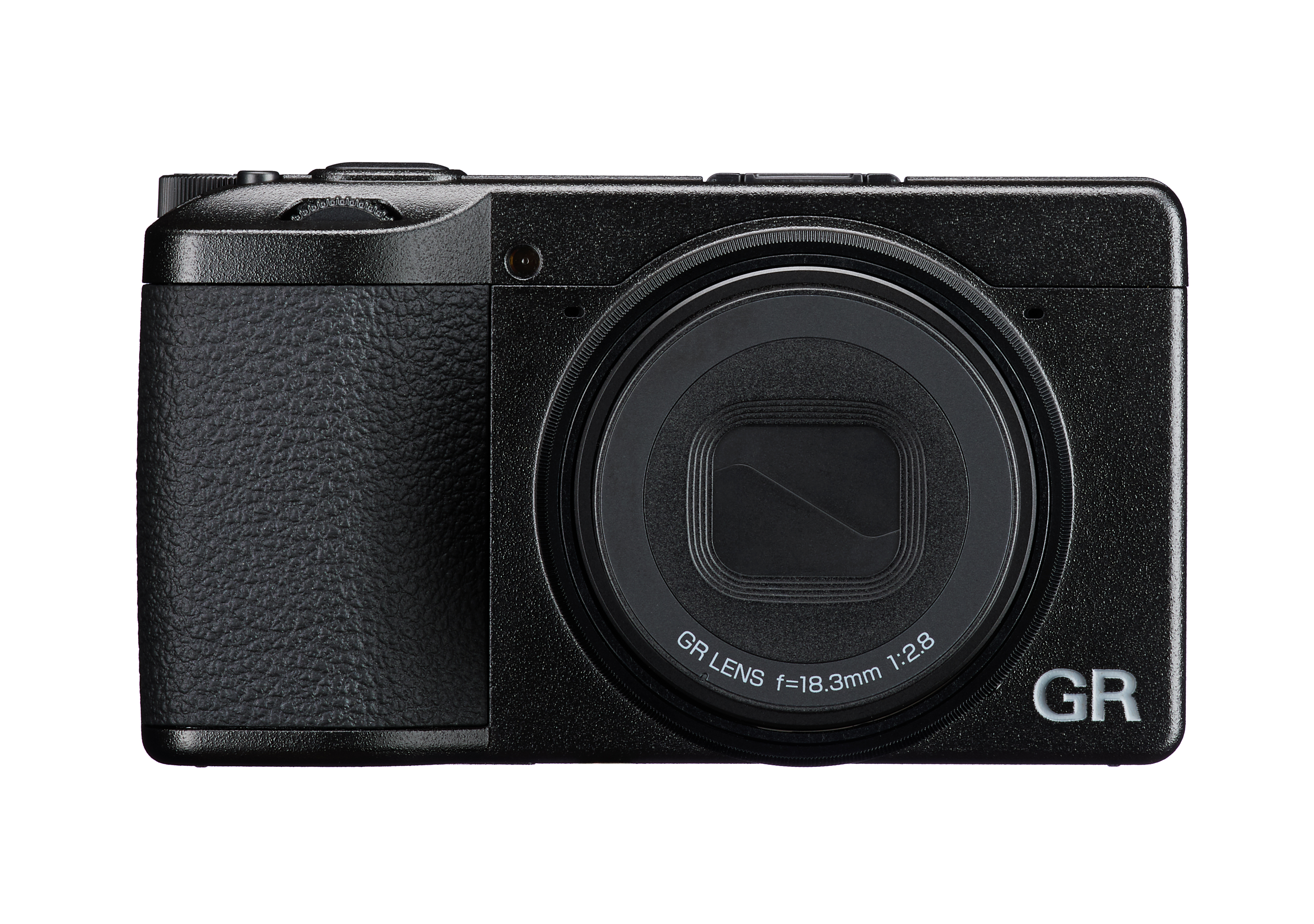 Kompakte schwarze Ricoh-GR-Digitalkamera mit fest eingebautem Objektiv und Handgriff in Frontalansicht auf weißem Hintergrund.