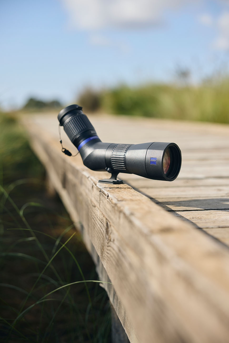 ZEISS Conquest Apia 65 Spektiv Set mit 20-50x Okular & Carbon-Stativ
