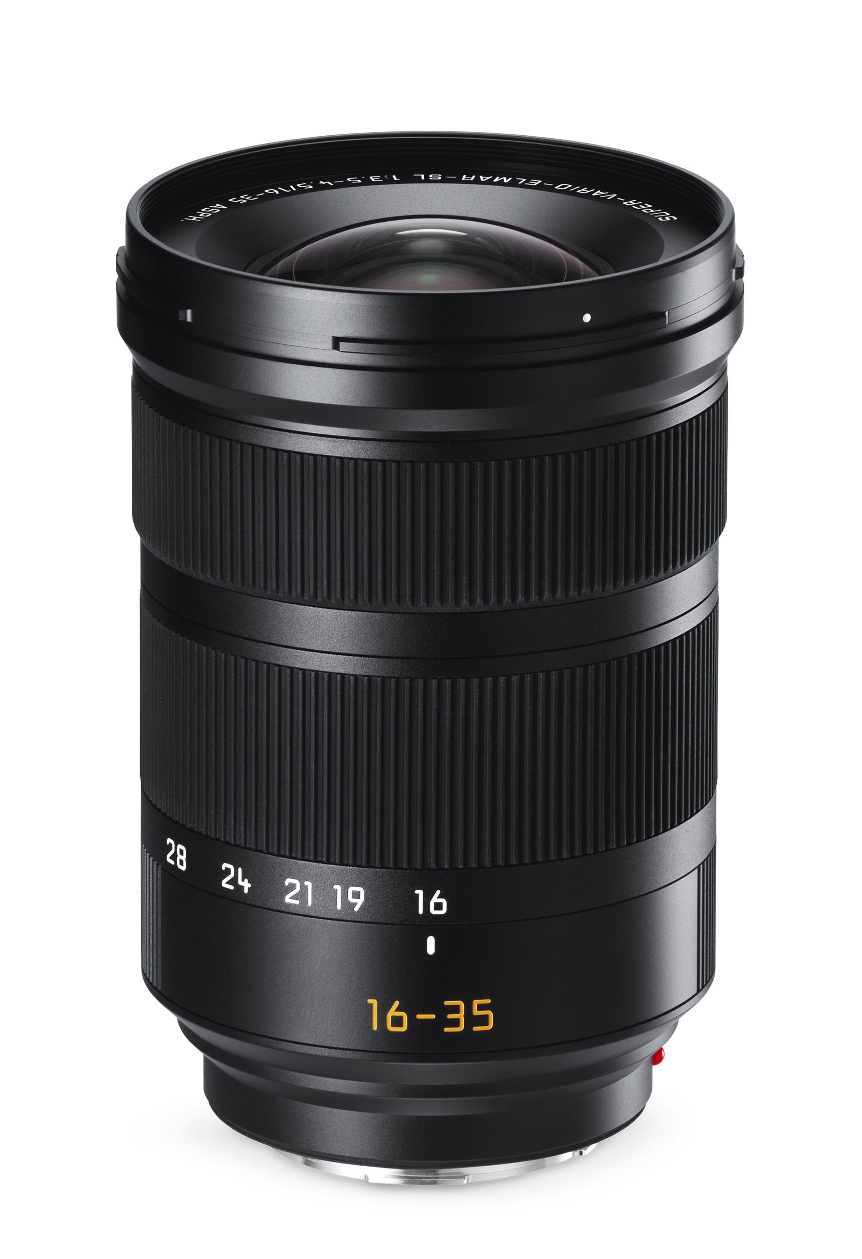 Schwarzes 16–35-mm-Zoomobjektiv mit breiten geriffelten Einstellringen, sichtbarer Frontlinse und Brennweitenskala vor weißem Hintergrund.