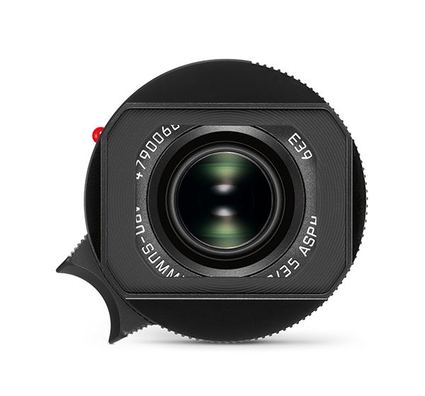 Leica Summilux-M 35 mm f/1.4 ASPH. Objektiv in Frontansicht mit Gegenlichtblende